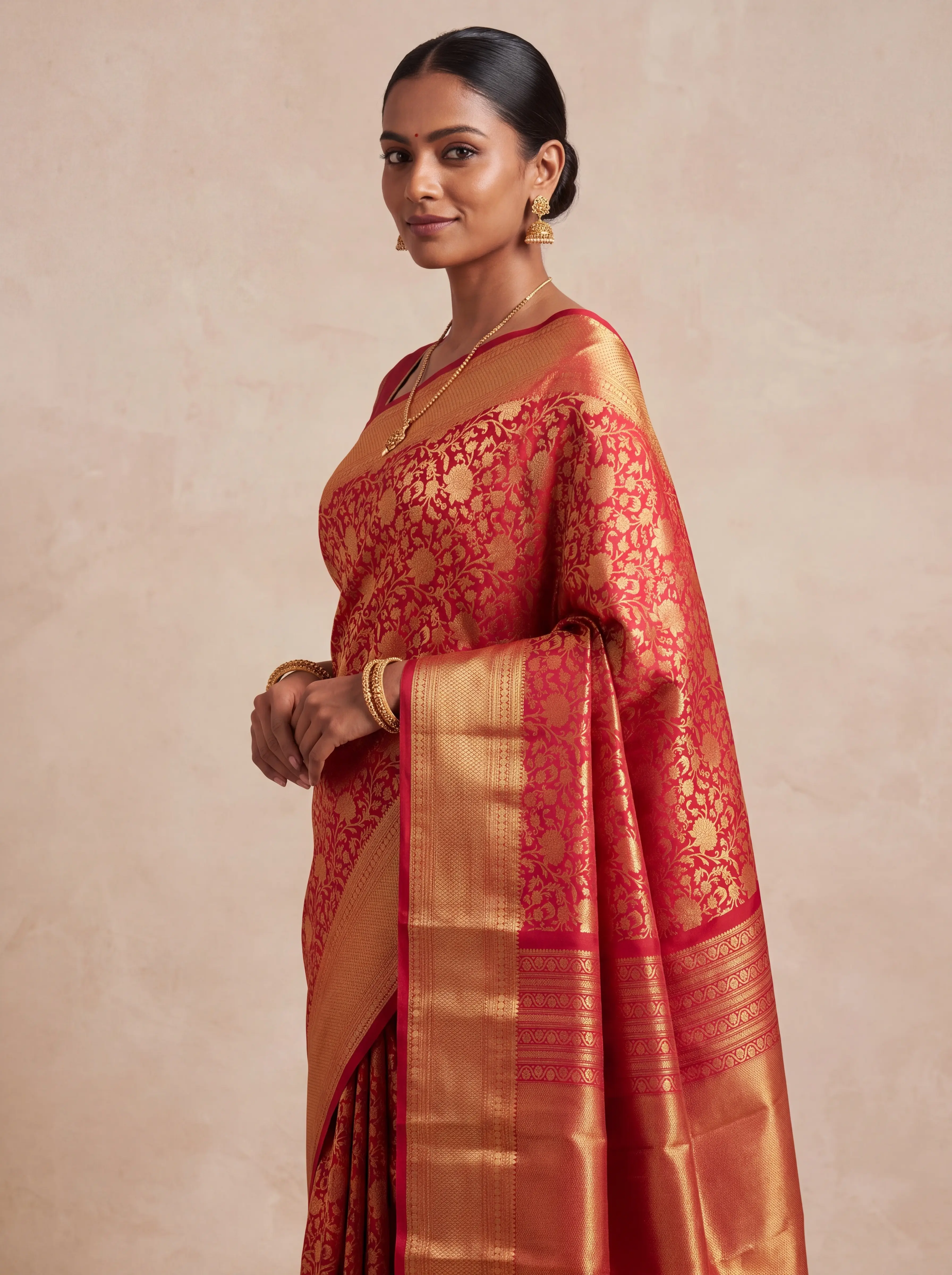 Bridal saree pallu drape detail